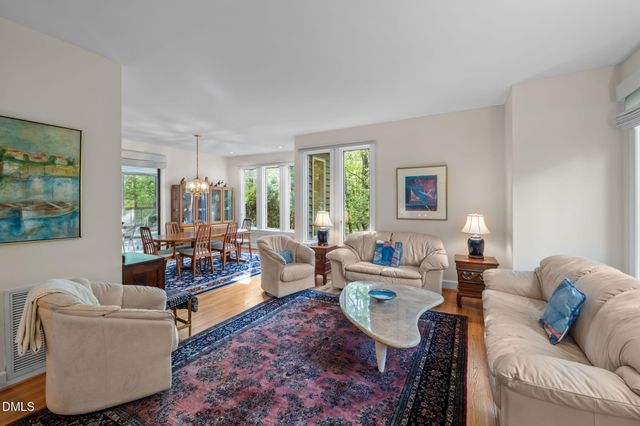 7019 Knotty Pine Drive, Chapel Hill, NC 27517