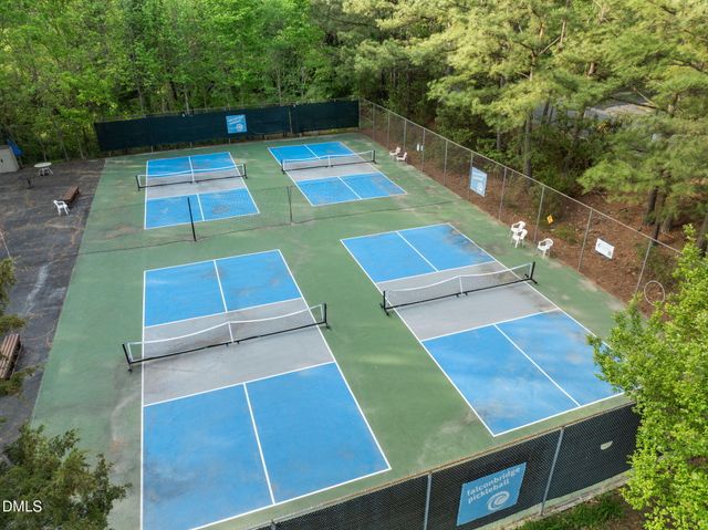 7019 Knotty Pine Drive, Chapel Hill, NC 27517