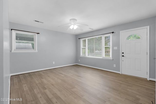 1406 Devers Circle, New Bern, NC 28560