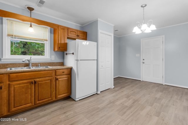 1406 Devers Circle, New Bern, NC 28560