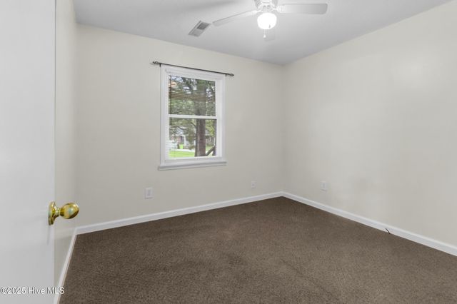 1406 Devers Circle, New Bern, NC 28560