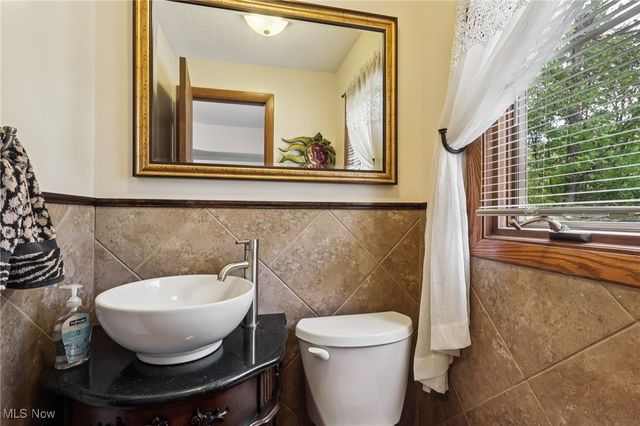 7400 Akins Road, North Royalton, OH 44133