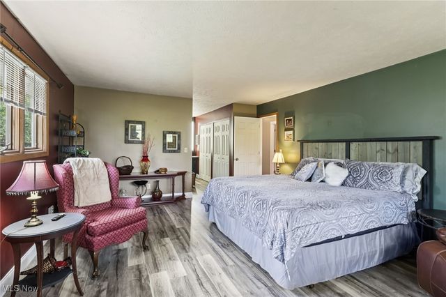 7400 Akins Road, North Royalton, OH 44133