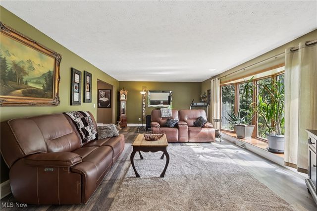 7400 Akins Road, North Royalton, OH 44133