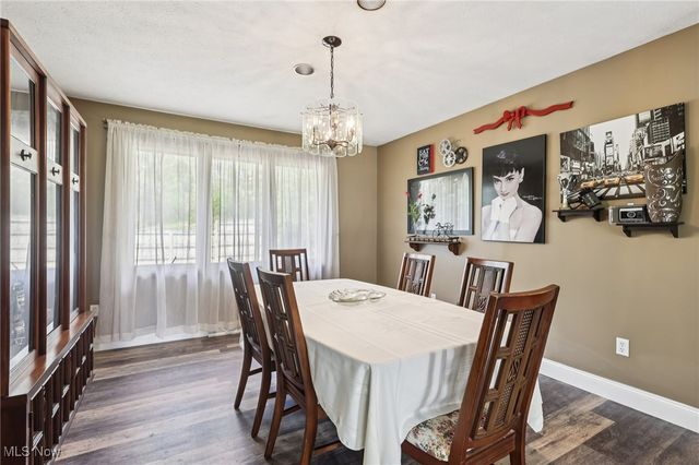 7400 Akins Road, North Royalton, OH 44133