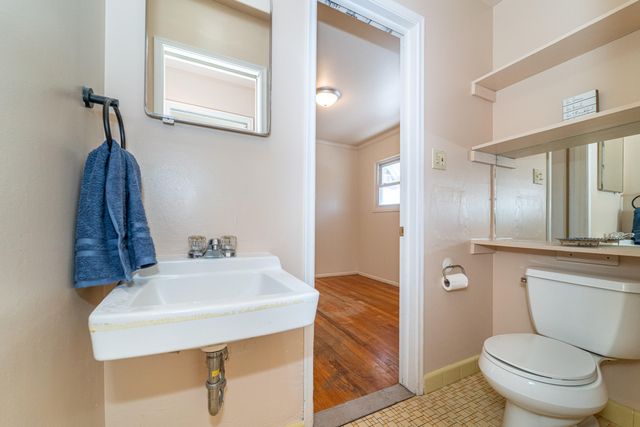 1386 Borgstrom Avenue, Ypsilanti, MI 48198