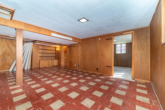 1386 Borgstrom Avenue, Ypsilanti, MI 48198