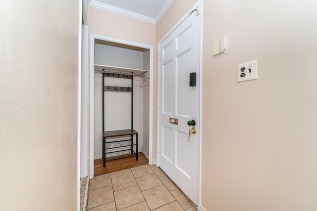 1386 Borgstrom Avenue, Ypsilanti, MI 48198