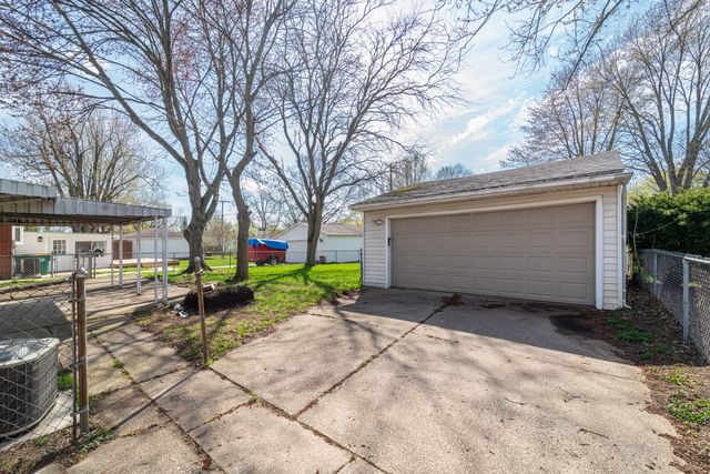 1386 Borgstrom Avenue, Ypsilanti, MI 48198