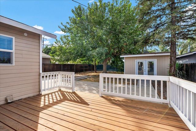 1015 Hall Avenue, Corcoran, CA 93212