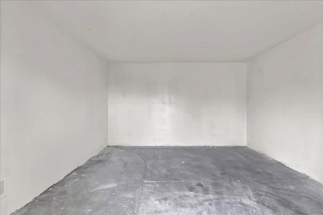 1015 Hall Avenue, Corcoran, CA 93212