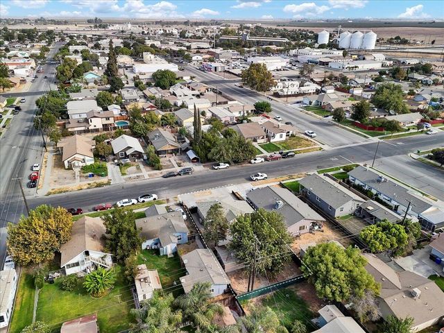 1015 Hall Avenue, Corcoran, CA 93212