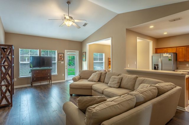 15 Amy Lane, Crawfordville, FL 32327
