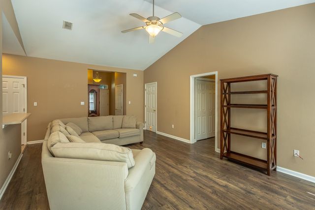 15 Amy Lane, Crawfordville, FL 32327