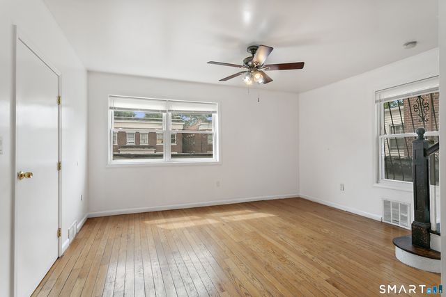 372 Dover Street, Bridgeport, CT 06610