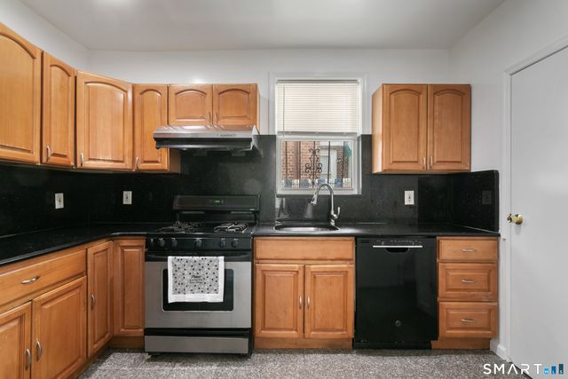 372 Dover Street, Bridgeport, CT 06610