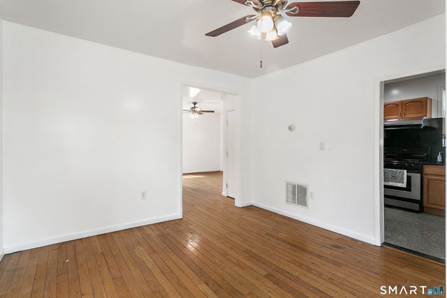 372 Dover Street, Bridgeport, CT 06610