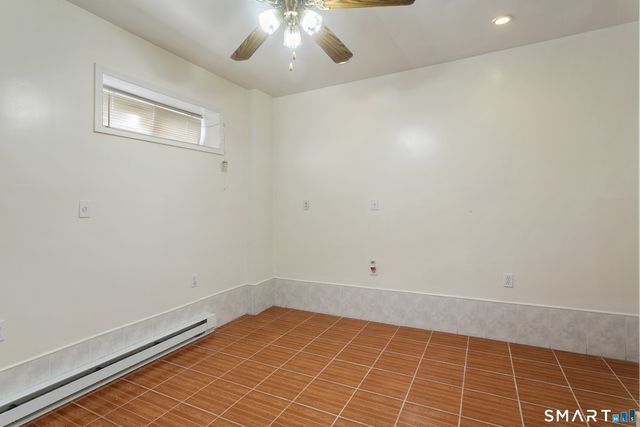 372 Dover Street, Bridgeport, CT 06610