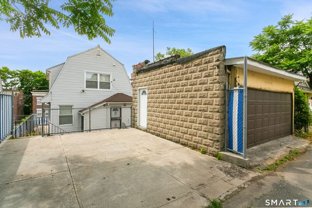 372 Dover Street, Bridgeport, CT 06610