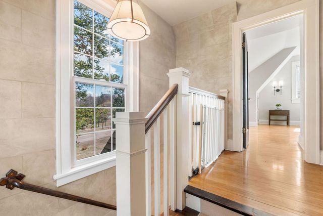 2790 Dean Parkway, Minneapolis, MN 55416