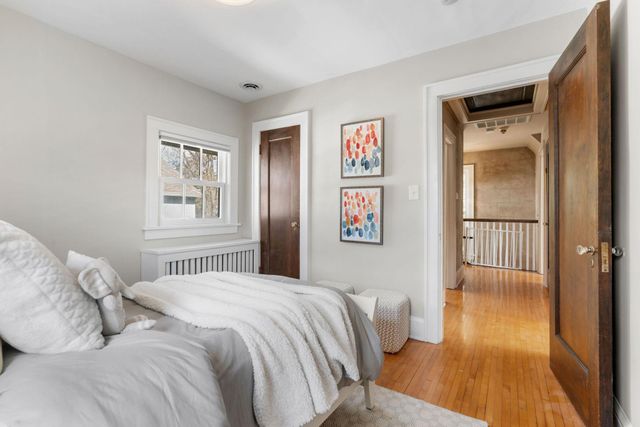 2790 Dean Parkway, Minneapolis, MN 55416