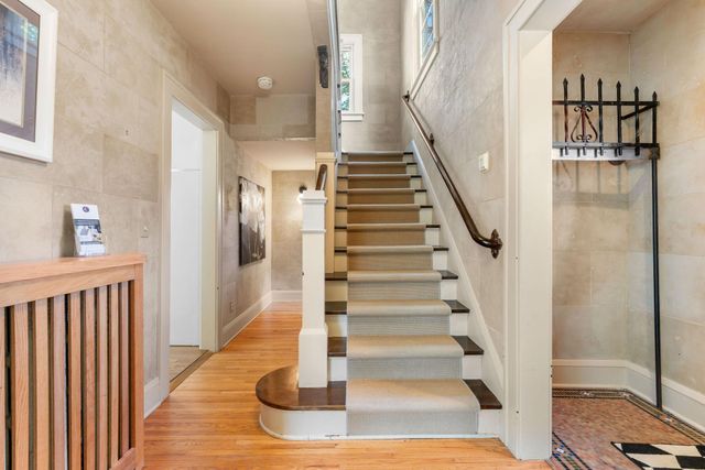 2790 Dean Parkway, Minneapolis, MN 55416