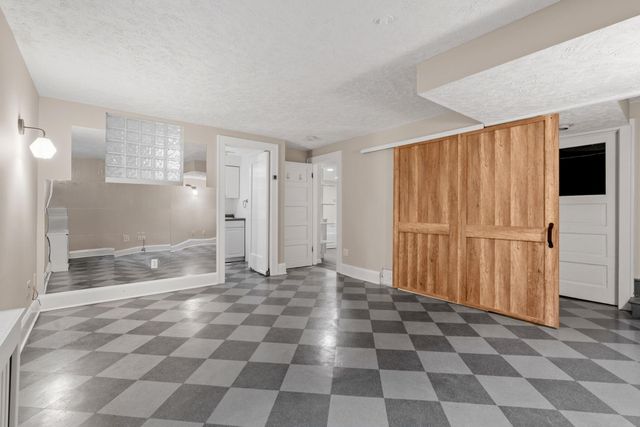 2790 Dean Parkway, Minneapolis, MN 55416