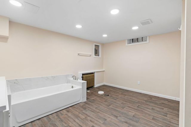 2790 Dean Parkway, Minneapolis, MN 55416