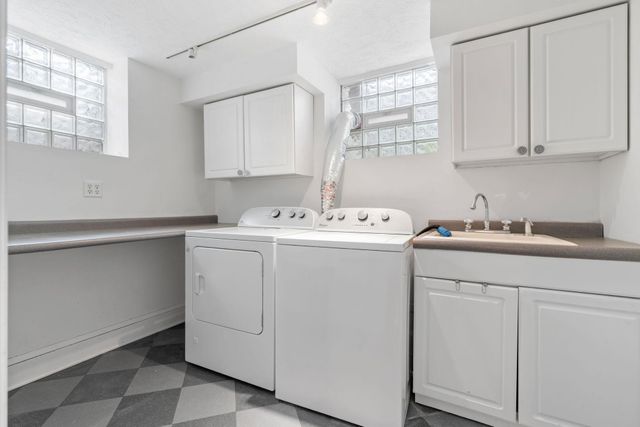 2790 Dean Parkway, Minneapolis, MN 55416