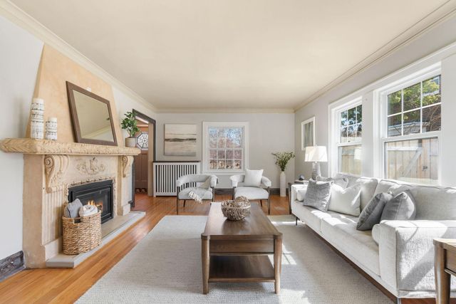 2790 Dean Parkway, Minneapolis, MN 55416