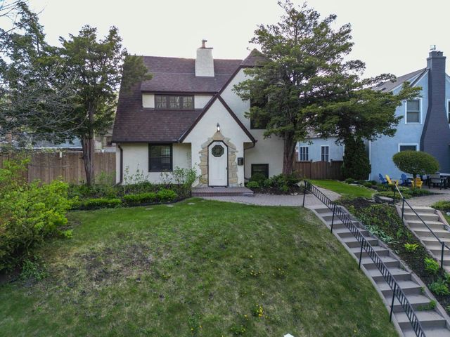 2790 Dean Parkway, Minneapolis, MN 55416