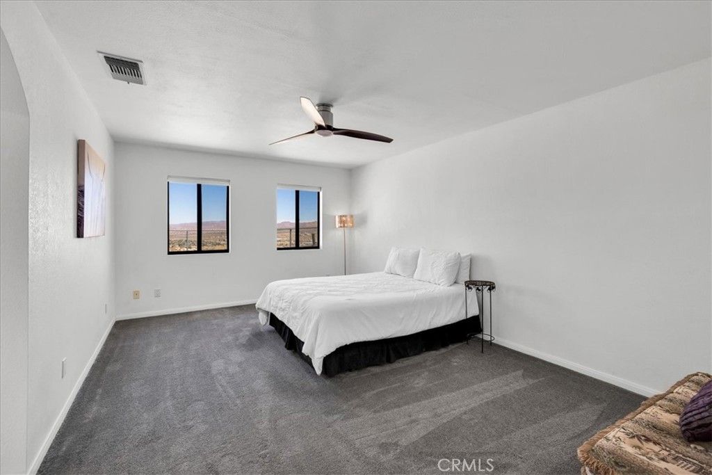 Image 21 of property listing at 6177 Mandarin Road, Yucca Valley, CA 92284