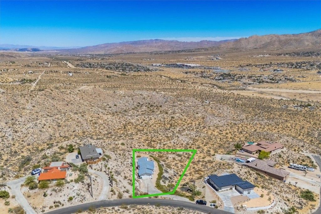 Image 52 of property listing at 6177 Mandarin Road, Yucca Valley, CA 92284