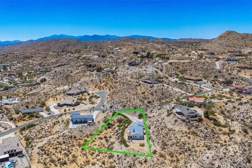 Image 56 of property listing at 6177 Mandarin Road, Yucca Valley, CA 92284
