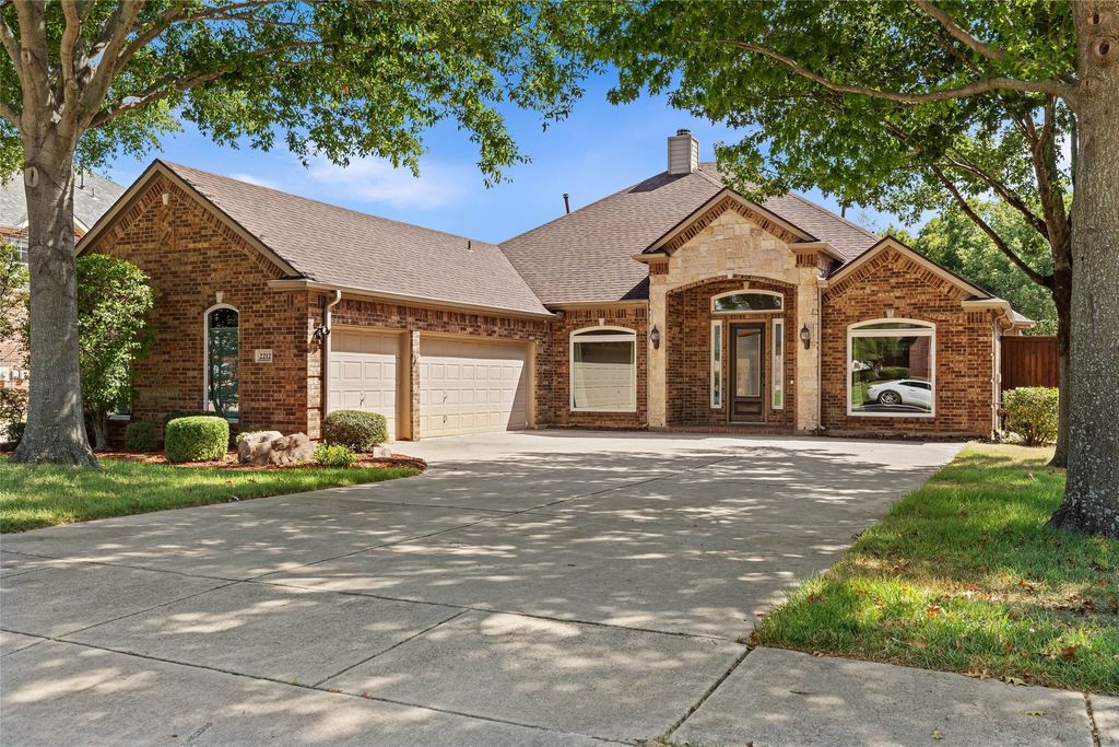 2212 Creek Crossing Drive, Corinth, TX 76210 — photo 2