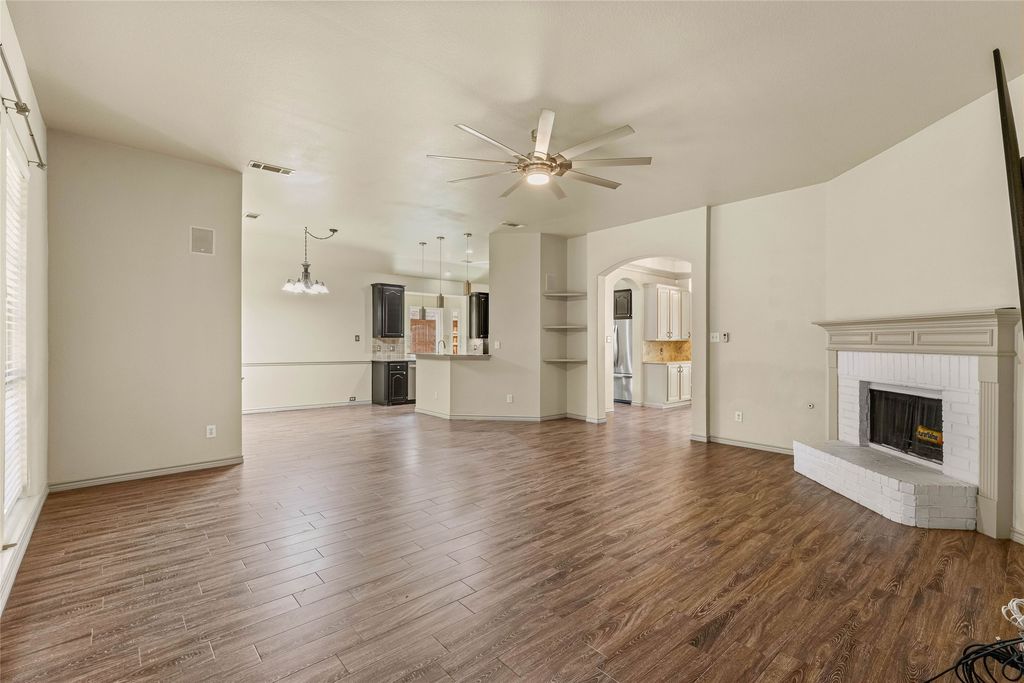 2212 Creek Crossing Drive, Corinth, TX 76210 — photo 4