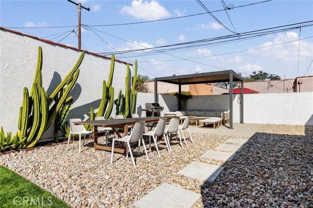 6042 Gundry Avenue, Long Beach, CA 90805