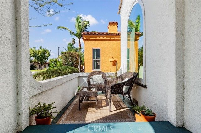 6042 Gundry Avenue, Long Beach, CA 90805