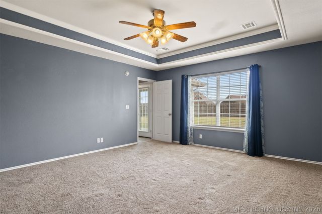 12183 N 108th East Avenue, Collinsville, OK 74021