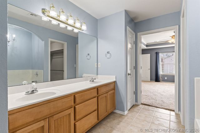 12183 N 108th East Avenue, Collinsville, OK 74021