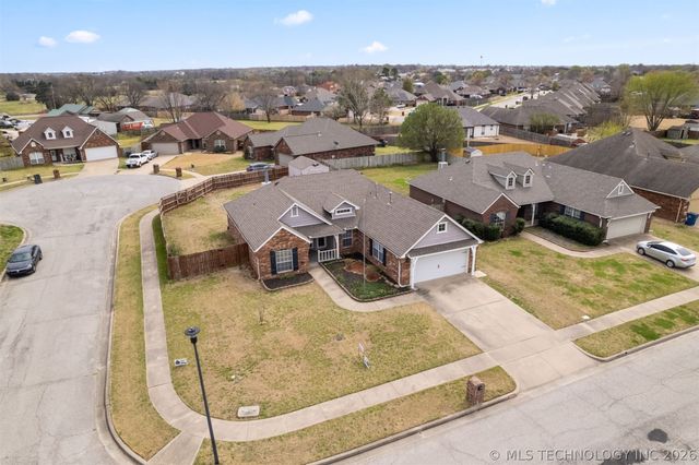 12183 N 108th East Avenue, Collinsville, OK 74021