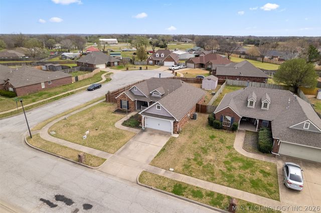 12183 N 108th East Avenue, Collinsville, OK 74021