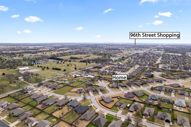12183 N 108th East Avenue, Collinsville, OK 74021