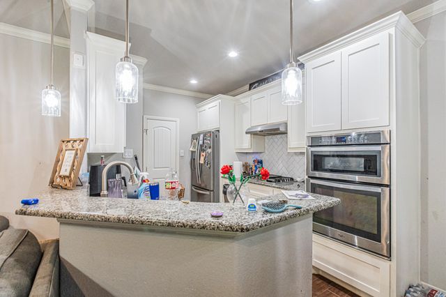 5512 Crowley Street, Sansom Park, TX 76114