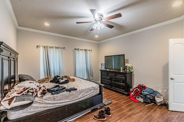 5512 Crowley Street, Sansom Park, TX 76114