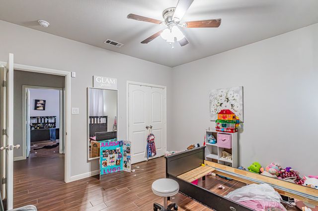 5512 Crowley Street, Sansom Park, TX 76114