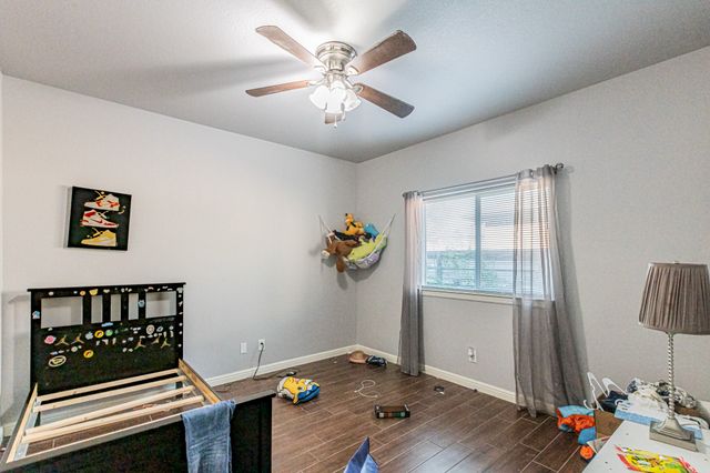 5512 Crowley Street, Sansom Park, TX 76114