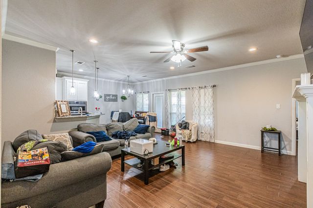 5512 Crowley Street, Sansom Park, TX 76114