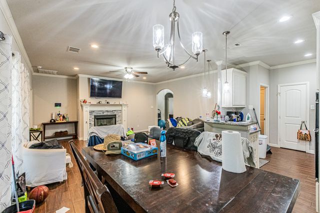 5512 Crowley Street, Sansom Park, TX 76114