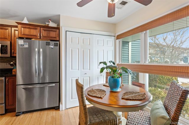 100 Baker Court 85, Island Park, NY 11558